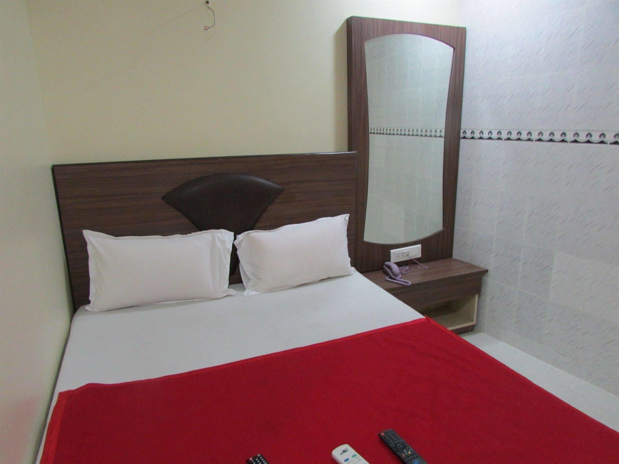 Royal Annex Hotel Bombay Eksteriør billede